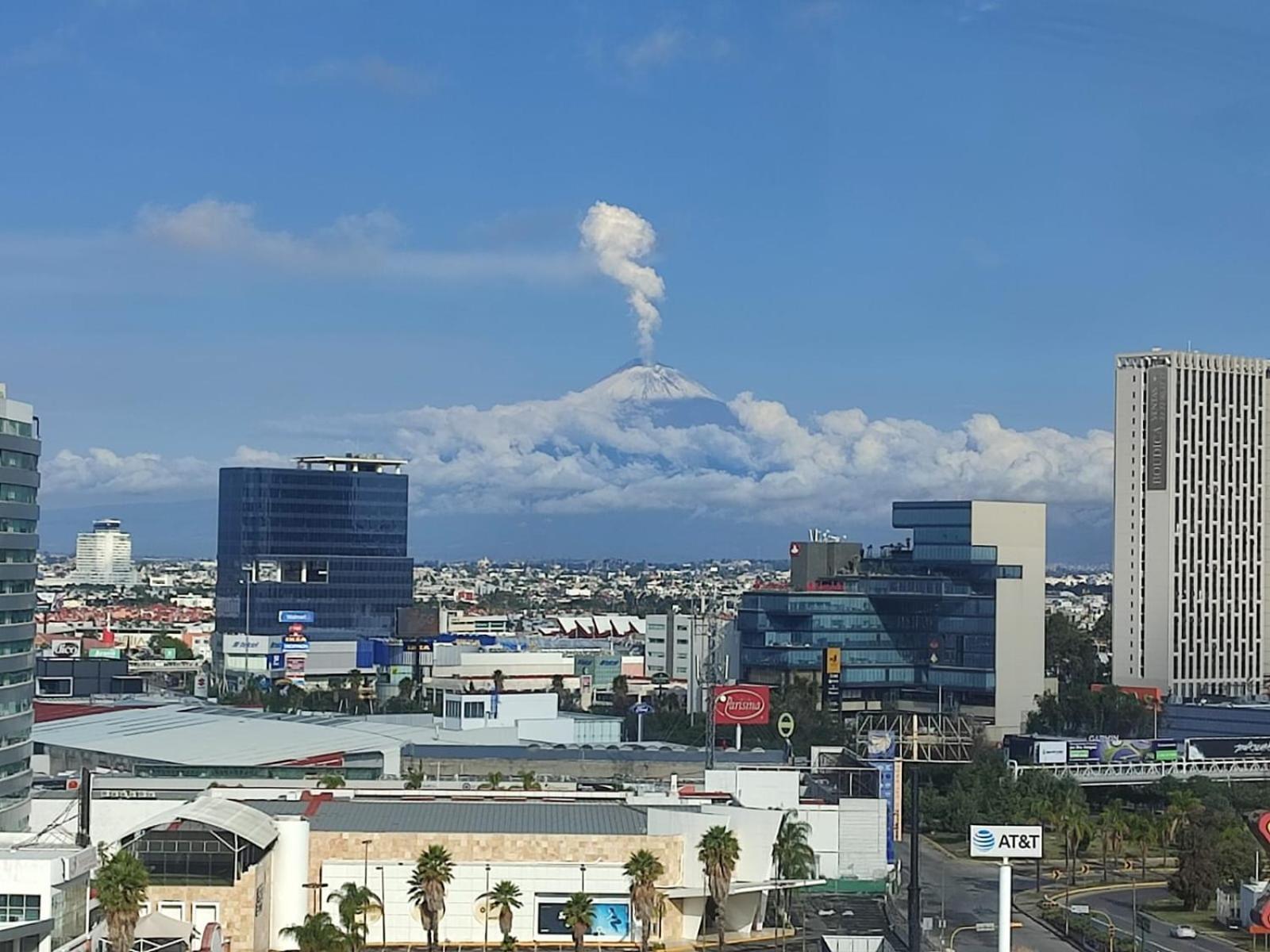 Отель La Quinta By Wyndham Puebla Palmas Angelopolis Экстерьер фото